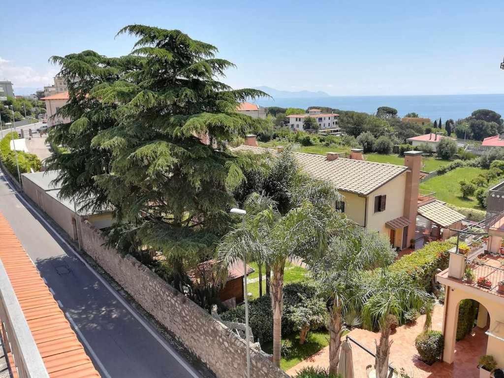 דירות פורמיה Casa Dinky Attico Con Terrazza Vista Mare מראה חיצוני תמונה