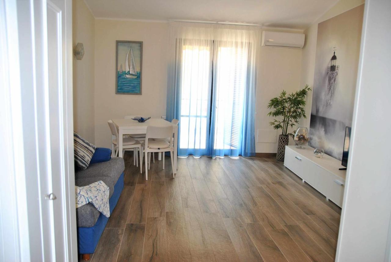 דירות פורמיה Casa Dinky Attico Con Terrazza Vista Mare מראה חיצוני תמונה